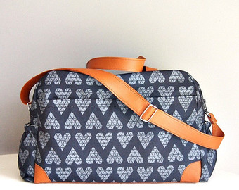 baby bags diaper bag, nappy bag, triangle grey hearts on black background/ big diaper  bag EOCLUDW