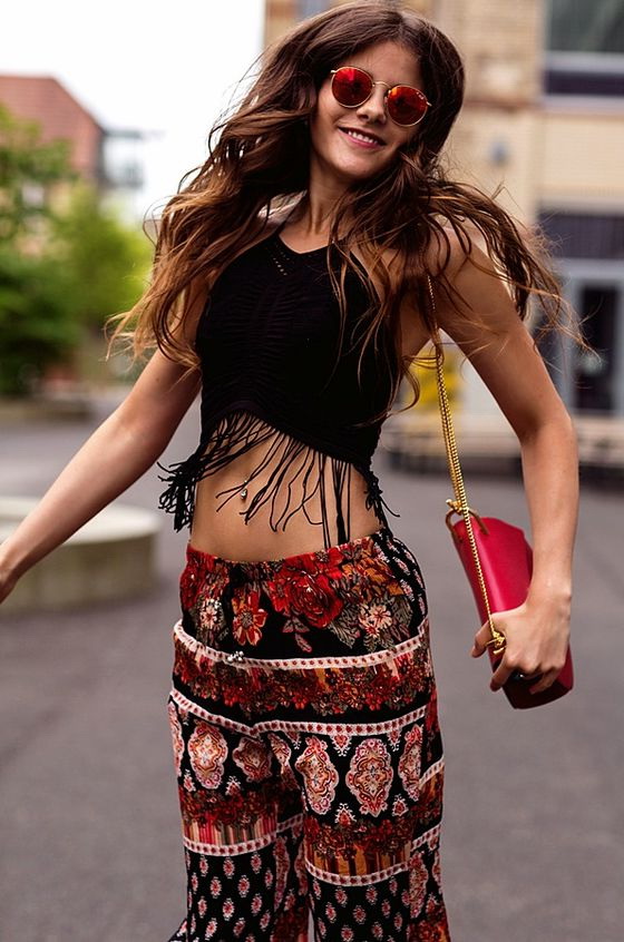bohemian style go for a crochet black halter neck crop top and style it with heavily GXBTYFQ
