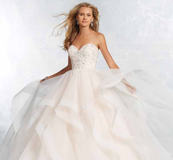 brides dresses signature collection by alfred angelo SITZDUS