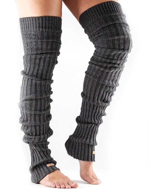 Getting stylish leg warmers for comfort