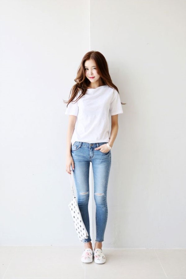 simple and sexy korean fashion looks0001 AYPXMDW