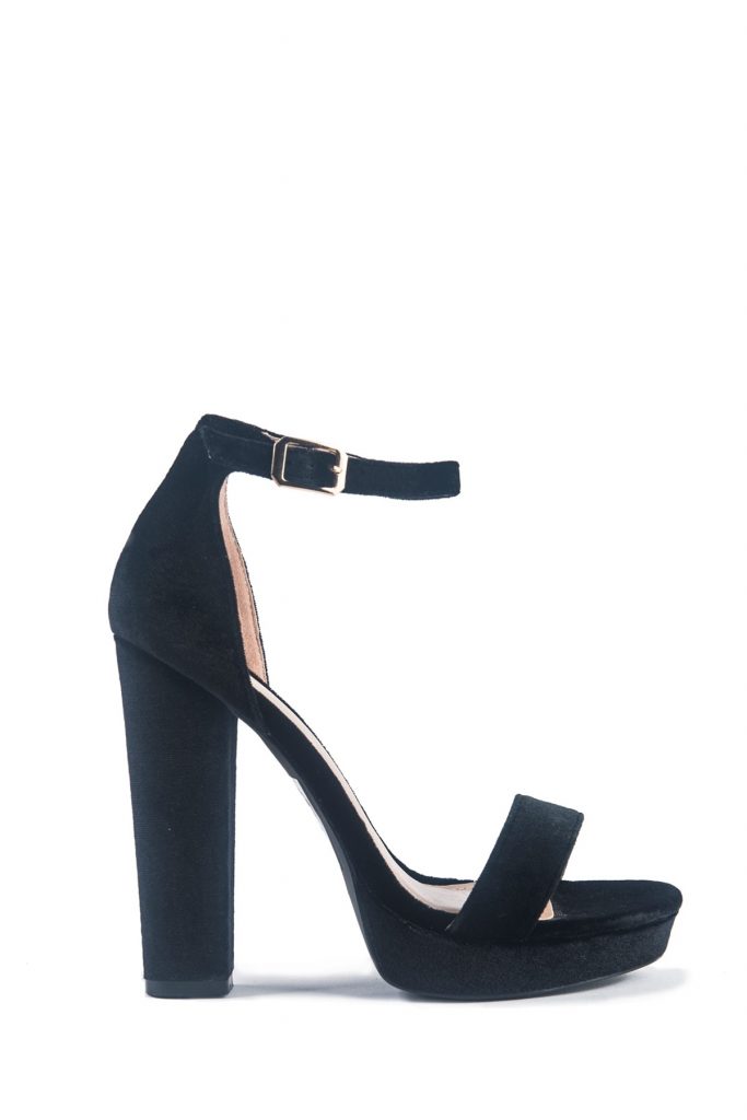 Envy your friends by wearing the black open toe heels – boloblog.com