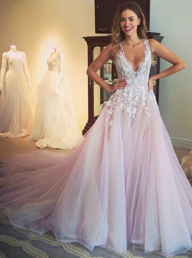 Glamorous dresses glamorous v-neck sleeveless sweep train lilac prom dress with appliques CDZEIPI